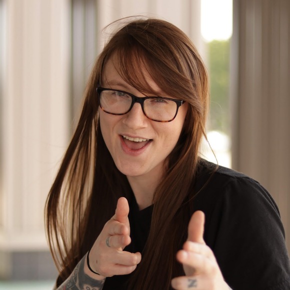 Meet your Posher, Sara - Picture 1 of 1